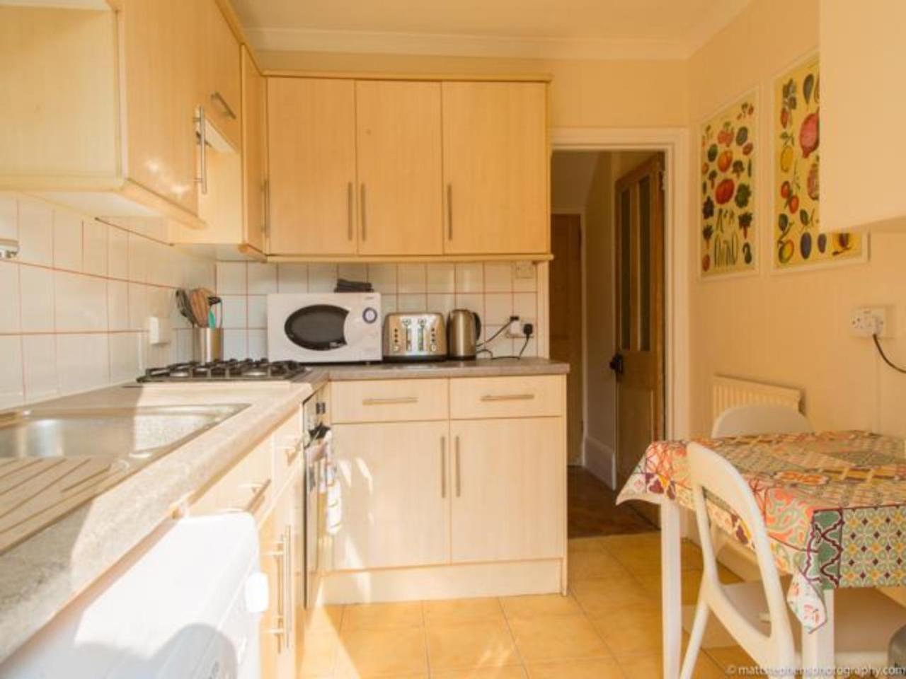 Classic Victorian House Sleeps 8 In East Appartement Hove